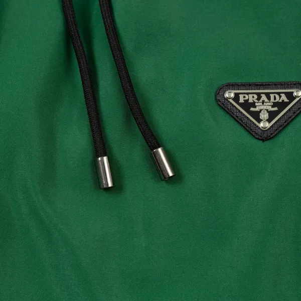 【PRADA 公式旗艦店】プラダ ショートパンツ ご好評に付き再入荷! 【PRADA 公式旗艦店】プラダ ショートパンツ ご好評に付き再入荷!