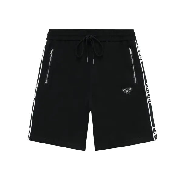 【PRADA 公式旗艦店】プラダ ショートパンツ ご好評に付き再入荷! 【PRADA 公式旗艦店】プラダ ショートパンツ ご好評に付き再入荷!