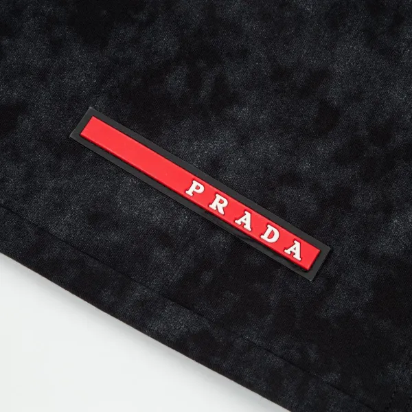 【PRADA  公式旗艦店】プラダ  ショートパンツ  ご好評に付き再入荷！
