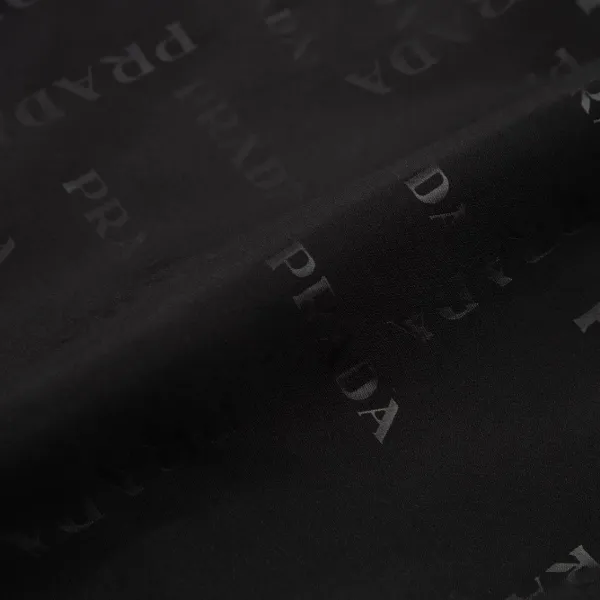 【PRADA 公式旗艦店】プラダ ショートパンツ ご好評に付き再入荷! 【PRADA 公式旗艦店】プラダ ショートパンツ ご好評に付き再入荷!