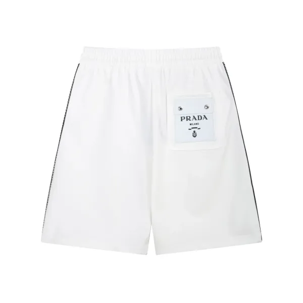 【PRADA 公式旗艦店】プラダ ショートパンツ ご好評に付き再入荷! 【PRADA 公式旗艦店】プラダ ショートパンツ ご好評に付き再入荷!