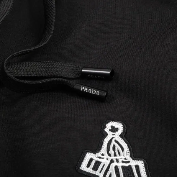 【PRADA 公式旗艦店】プラダ ショートパンツ ご好評に付き再入荷! 【PRADA 公式旗艦店】プラダ ショートパンツ ご好評に付き再入荷!