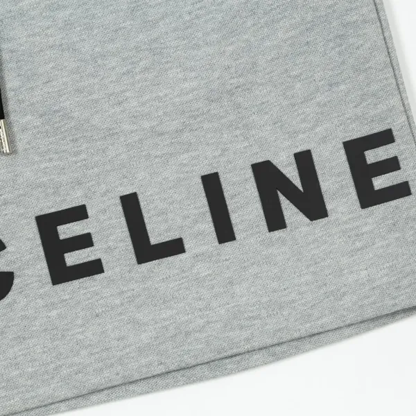【CELINE 公式旗艦店】セリーヌ ショートパンツ ご好評に付き再入荷! 【CELINE 公式旗艦店】セリーヌ ショートパンツ ご好評に付き再入荷!