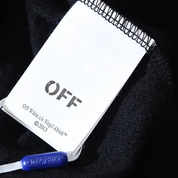 【OFF-WHITE 公式旗艦店】オフホワイト ショートパンツ ご好評に付き再入荷!24629 【OFF-WHITE 公式旗艦店】オフホワイト ショートパンツ ご好評に付き再入荷!24629