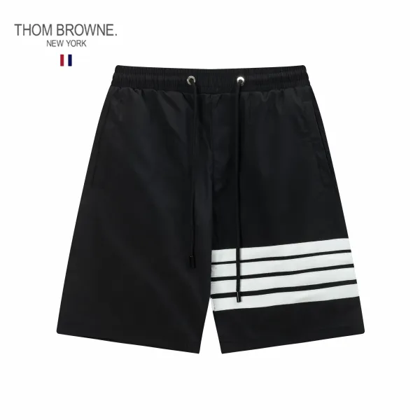 【ThomBrowne 公式旗艦店】トムブラウン ショートパンツご好評に付き再入荷!250227 【ThomBrowne 公式旗艦店】トムブラウン ショートパンツご好評に付き再入荷!250227