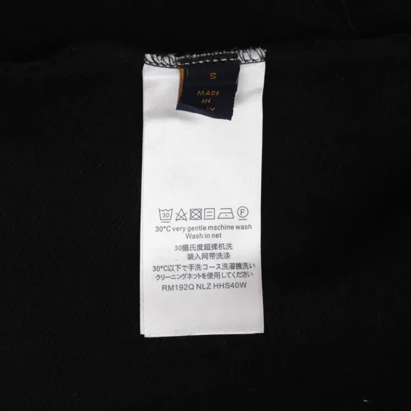 LV【LOUIS VUITTON 公式旗艦店】ルイヴィトン 丸首の衛衣 スウェット ご好評に付き再入荷!250110 LV【LOUIS VUITTON 公式旗艦店】ルイヴィトン 丸首の衛衣 スウェット ご好評に付き再入荷!250110