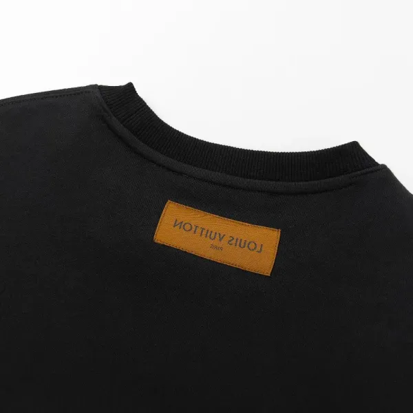LV【LOUIS VUITTON  公式旗艦店】ルイヴィトン 丸首の衛衣 スウェット ご好評に付き再入荷！241217