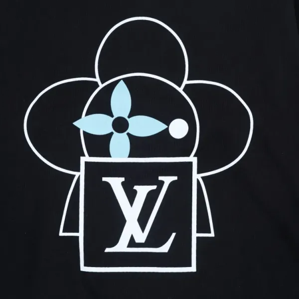 LV【LOUIS VUITTON 公式旗艦店】ルイヴィトン 丸首の衛衣 スウェット ご好評に付き再入荷!241217 LV【LOUIS VUITTON 公式旗艦店】ルイヴィトン 丸首の衛衣 スウェット ご好評に付き再入荷!241217