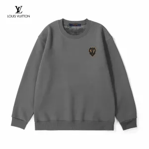 LV【LOUIS VUITTON 公式旗艦店】ルイヴィトン 丸首の衛衣 スウェット ご好評に付き再入荷!241217 LV【LOUIS VUITTON 公式旗艦店】ルイヴィトン 丸首の衛衣 スウェット ご好評に付き再入荷!241217