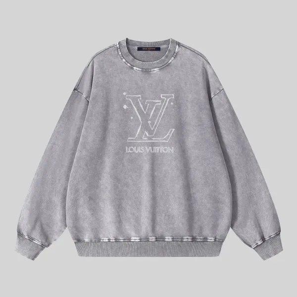 LV【LOUIS VUITTON 公式旗艦店】ルイヴィトン 丸首の衛衣 スウェットご好評に付き再入荷! 241121 LV【LOUIS VUITTON 公式旗艦店】ルイヴィトン 丸首の衛衣 スウェットご好評に付き再入荷! 241121