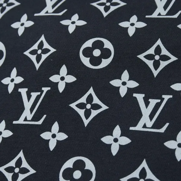 LV 【LOUIS VUITTON 公式旗艦店】ルイヴィトン 丸首の衛衣 スウェット ご好評に付き再入荷 240902 LV 【LOUIS VUITTON 公式旗艦店】ルイヴィトン 丸首の衛衣 スウェット ご好評に付き再入荷 240902