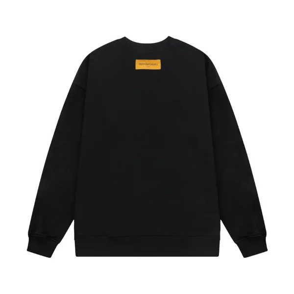LV 【LOUIS VUITTON 公式旗艦店】ルイヴィトン 丸首の衛衣 スウェット ご好評に付き再入荷 240902 LV 【LOUIS VUITTON 公式旗艦店】ルイヴィトン 丸首の衛衣 スウェット ご好評に付き再入荷 240902