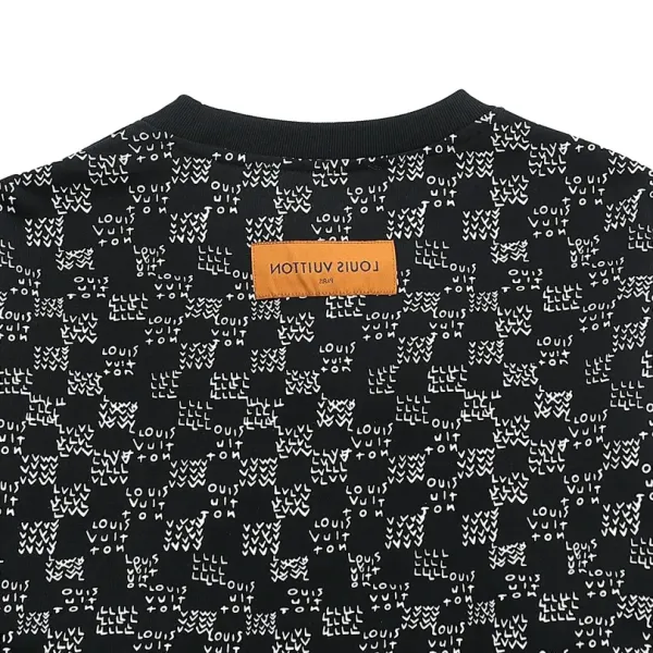 【LOUIS VUITTON  公式旗艦店】ルイヴィトン  丸首の衛衣 スウェットご好評に付き再入荷 240829