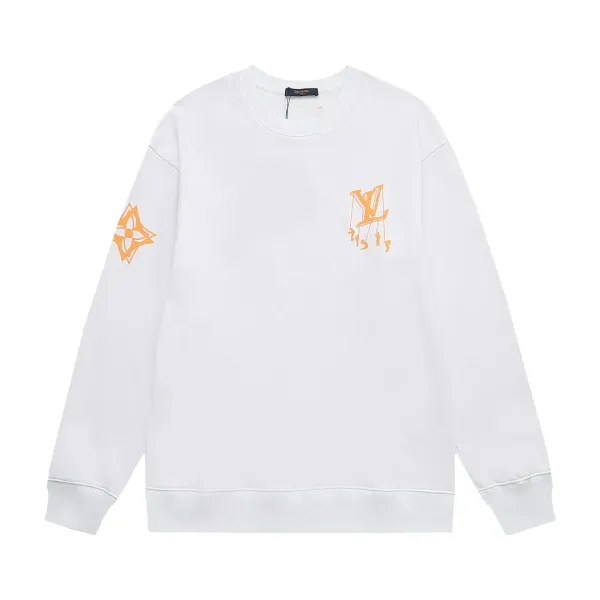 【LOUIS VUITTON 公式旗艦店】ルイヴィトン 丸首の衛衣 スウェット ご好評に付き再入荷 240811 【LOUIS VUITTON 公式旗艦店】ルイヴィトン 丸首の衛衣 スウェット ご好評に付き再入荷 240811