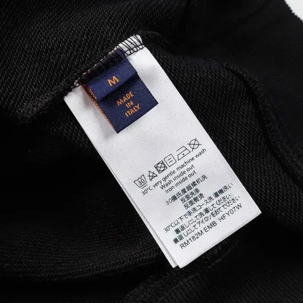 【LOUIS VUITTON 公式旗艦店】ルイヴィトン 丸首の衛衣 スウェット ご好評に付き再入荷 240808 【LOUIS VUITTON 公式旗艦店】ルイヴィトン 丸首の衛衣 スウェット ご好評に付き再入荷 240808