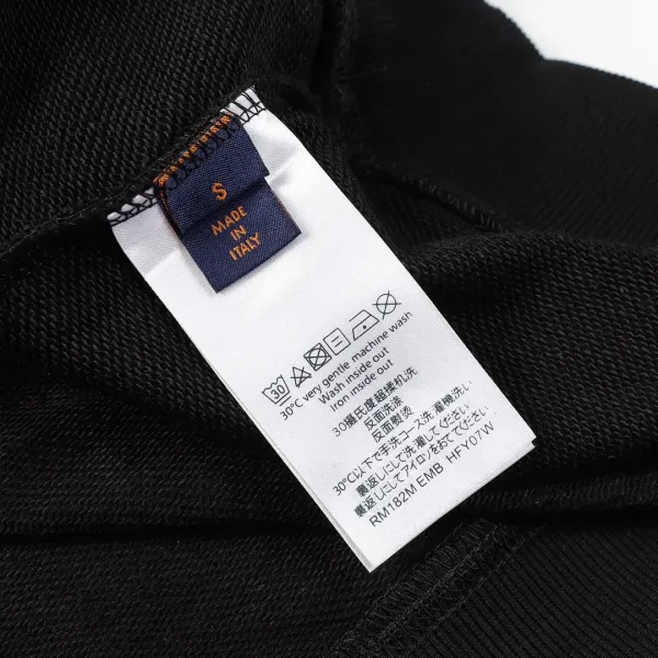 【LOUIS VUITTON 公式旗艦店】ルイヴィトン 丸首の衛衣 スウェット ご好評に付き再入荷 240808 【LOUIS VUITTON 公式旗艦店】ルイヴィトン 丸首の衛衣 スウェット ご好評に付き再入荷 240808