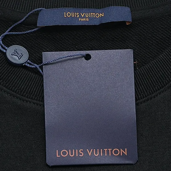 【LOUIS VUITTON 公式旗艦店】ルイヴィトン 丸首の衛衣 スウェット ご好評に付き再入荷 240808 【LOUIS VUITTON 公式旗艦店】ルイヴィトン 丸首の衛衣 スウェット ご好評に付き再入荷 240808