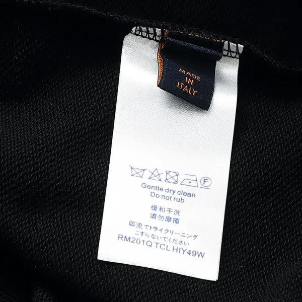 【LOUIS VUITTON 公式旗艦店】ルイヴィトン 丸首の衛衣 スウェット ご好評に付き再入荷 240808 【LOUIS VUITTON 公式旗艦店】ルイヴィトン 丸首の衛衣 スウェット ご好評に付き再入荷 240808