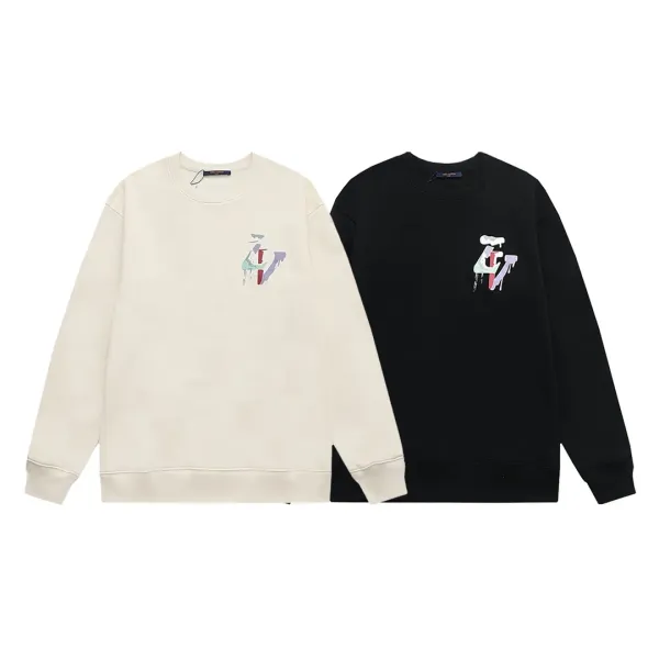 【LOUIS VUITTON 公式旗艦店】ルイヴィトン 丸首の衛衣 スウェット ご好評に付き再入荷 240808 【LOUIS VUITTON 公式旗艦店】ルイヴィトン 丸首の衛衣 スウェット ご好評に付き再入荷 240808