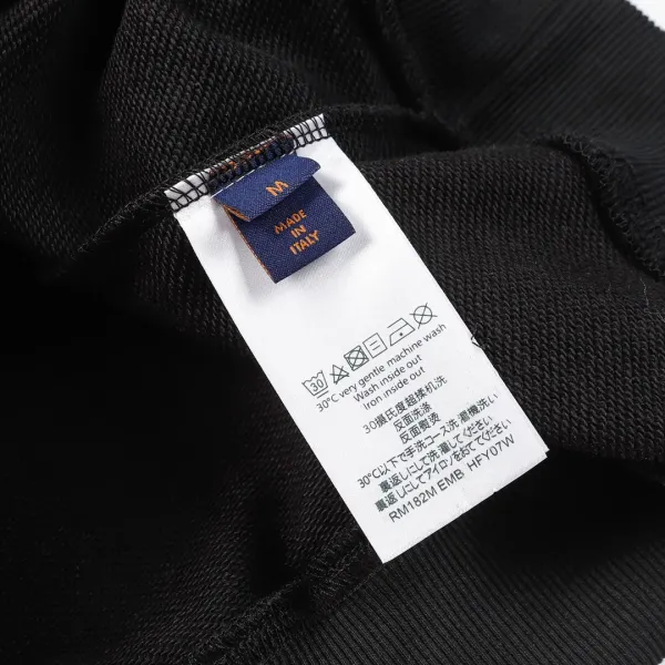 【LOUIS VUITTON 公式旗艦店】ルイヴィトン 丸首の衛衣 スウェット ご好評に付き再入荷 240808 【LOUIS VUITTON 公式旗艦店】ルイヴィトン 丸首の衛衣 スウェット ご好評に付き再入荷 240808