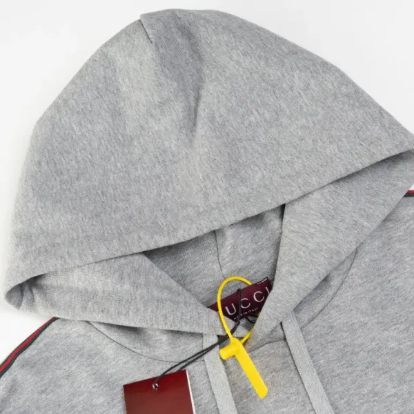 【GUCCI 公式旗艦店】グッチ パーカー スウェットご好評に付き再入荷!250110 【GUCCI 公式旗艦店】グッチ パーカー スウェットご好評に付き再入荷!250110