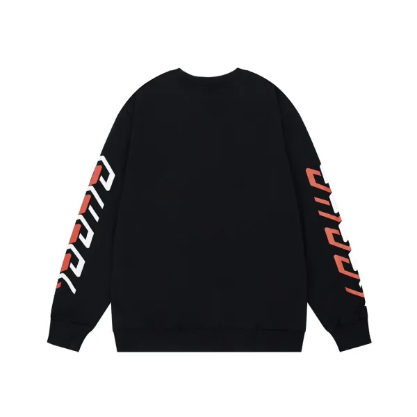 【GUCCI 公式旗艦店】グッチ 丸首の衛衣 スウェットご好評に付き再入荷 240902 【GUCCI 公式旗艦店】グッチ 丸首の衛衣 スウェットご好評に付き再入荷 240902