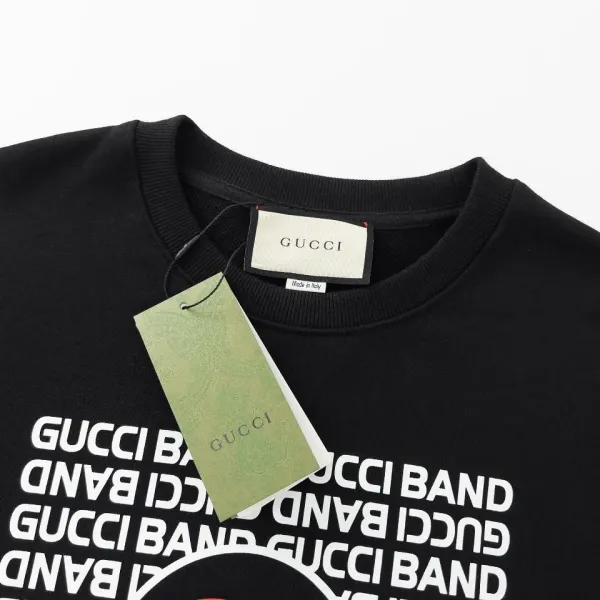 【GUCCI 公式旗艦店】グッチ 丸首の衛衣 スウェットご好評に付き再入荷 240902 【GUCCI 公式旗艦店】グッチ 丸首の衛衣 スウェットご好評に付き再入荷 240902
