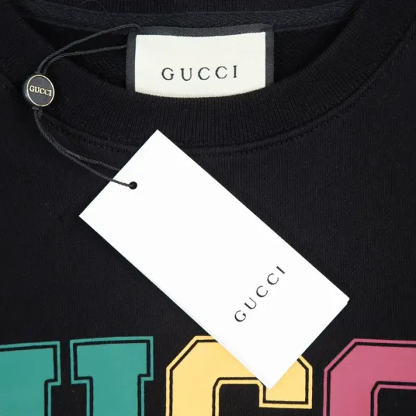 【GUCCI 公式旗艦店】グッチ 丸首の衛衣 スウェットご好評に付き再入荷 240902 【GUCCI 公式旗艦店】グッチ 丸首の衛衣 スウェットご好評に付き再入荷 240902
