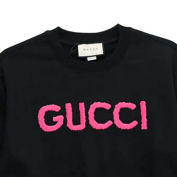 【GUCCI 公式旗艦店】グッチ 丸首の衛衣 スウェットご好評に付き再入荷 240828 【GUCCI 公式旗艦店】グッチ 丸首の衛衣 スウェットご好評に付き再入荷 240828