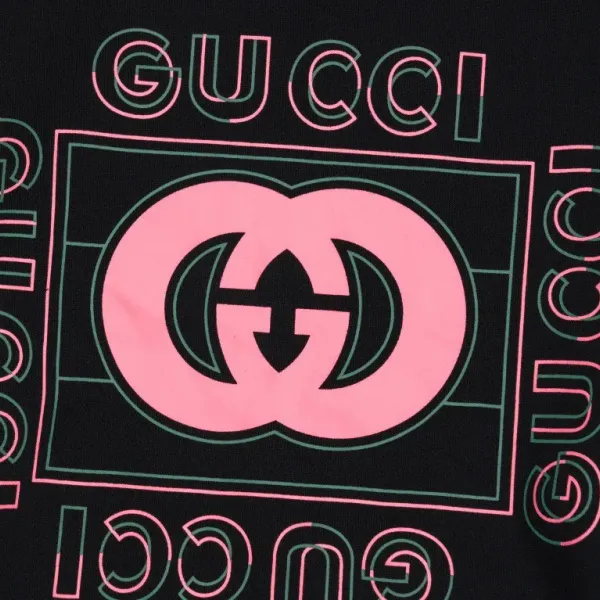 【GUCCI 公式旗艦店】グッチ 丸首の衛衣 スウェットご好評に付き再入荷 240816 【GUCCI 公式旗艦店】グッチ 丸首の衛衣 スウェットご好評に付き再入荷 240816