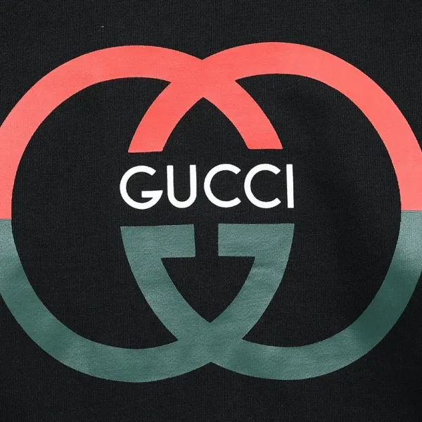 【GUCCI 公式旗艦店】グッチ 丸首の衛衣 スウェットご好評に付き再入荷 240811 【GUCCI 公式旗艦店】グッチ 丸首の衛衣 スウェットご好評に付き再入荷 240811