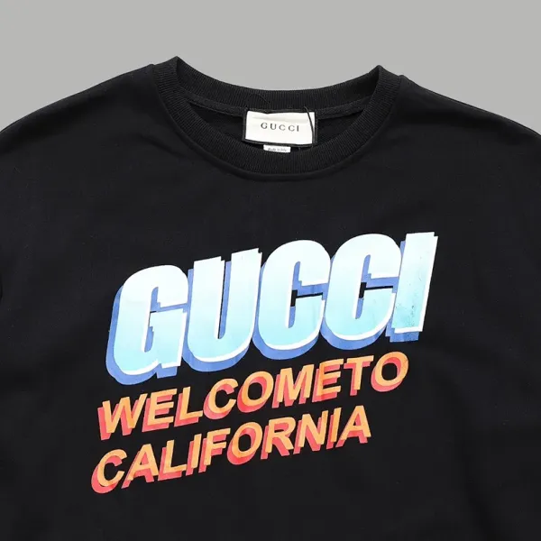 【GUCCI 公式旗艦店】グッチ 丸首の衛衣 スウェットご好評に付き再入荷 240811 【GUCCI 公式旗艦店】グッチ 丸首の衛衣 スウェットご好評に付き再入荷 240811