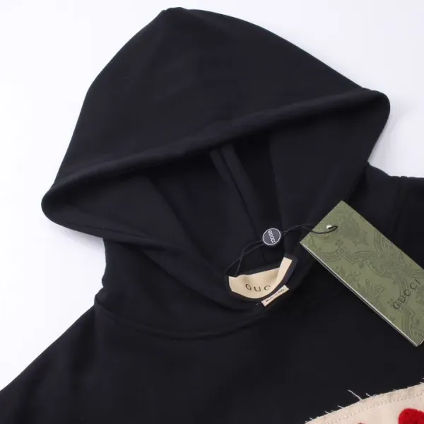 【GUCCI 公式旗艦店】グッチ パーカー スウェットご好評に付き再入荷 240805 【GUCCI 公式旗艦店】グッチ パーカー スウェットご好評に付き再入荷 240805
