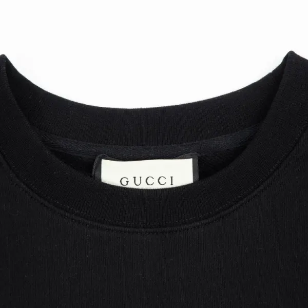 【GUCCI  公式旗艦店】グッチ 丸首の衛衣 スウェットご好評に付き再入荷！