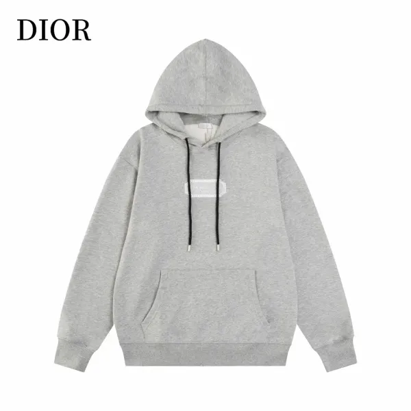 【DIOR 公式旗艦店】ディオール 丸首の衛衣 スウェットご好評に付き再入荷250110 【DIOR 公式旗艦店】ディオール 丸首の衛衣 スウェットご好評に付き再入荷250110