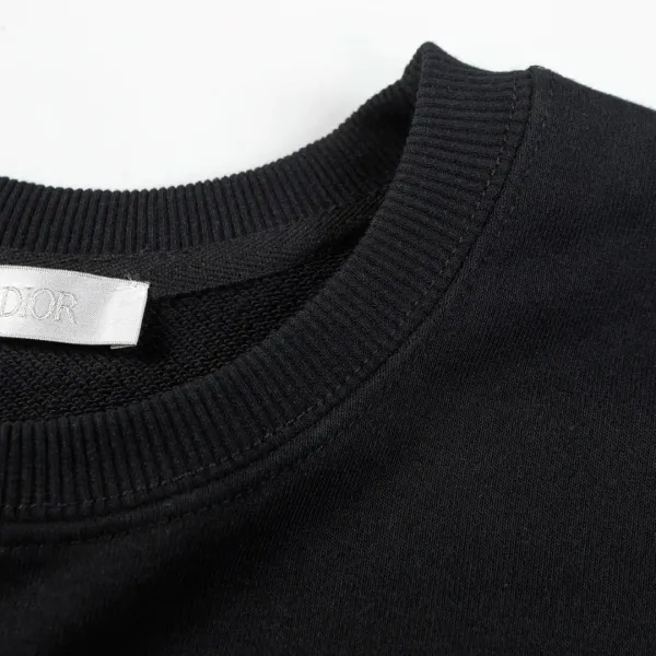 【DIOR 公式旗艦店】ディオール 丸首の衛衣 スウェットご好評に付き再入荷 241025 【DIOR 公式旗艦店】ディオール 丸首の衛衣 スウェットご好評に付き再入荷 241025