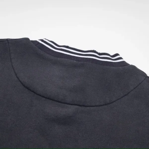 【PRADA 公式旗艦店】プラダ  丸首の衛衣 スウェットご好評に付き再入荷 240925