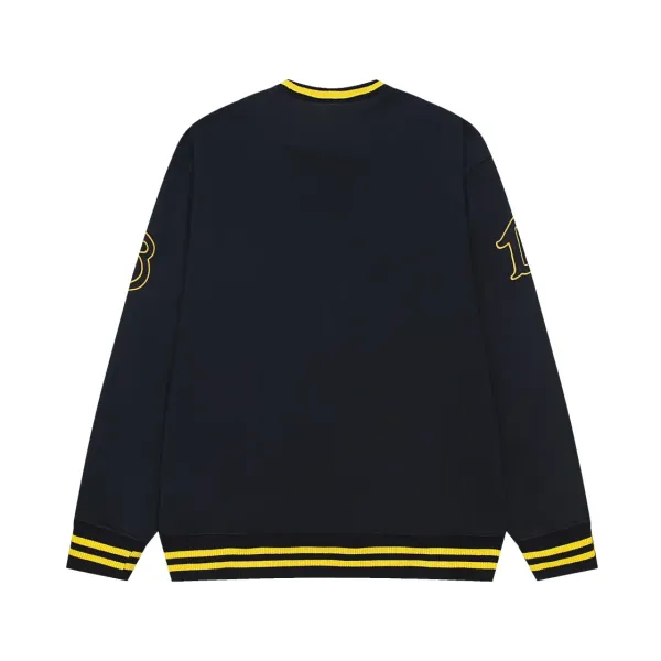 【PRADA 公式旗艦店】プラダ 丸首の衛衣 スウェットご好評に付き再入荷 240925 【PRADA 公式旗艦店】プラダ 丸首の衛衣 スウェットご好評に付き再入荷 240925