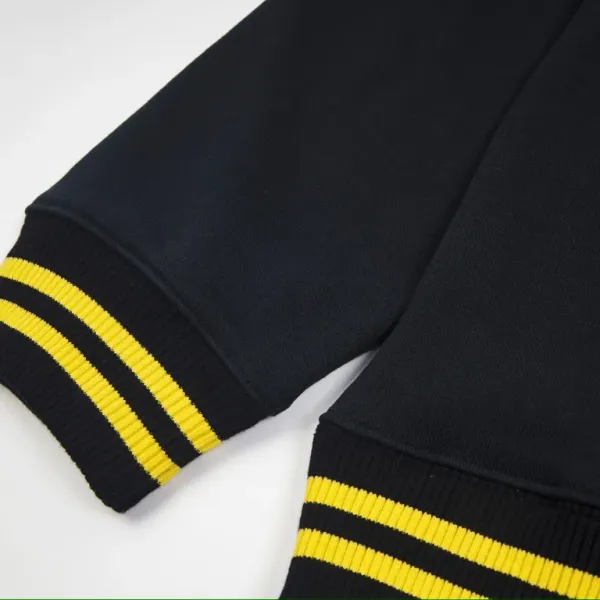 【PRADA 公式旗艦店】プラダ 丸首の衛衣 スウェットご好評に付き再入荷 240925 【PRADA 公式旗艦店】プラダ 丸首の衛衣 スウェットご好評に付き再入荷 240925