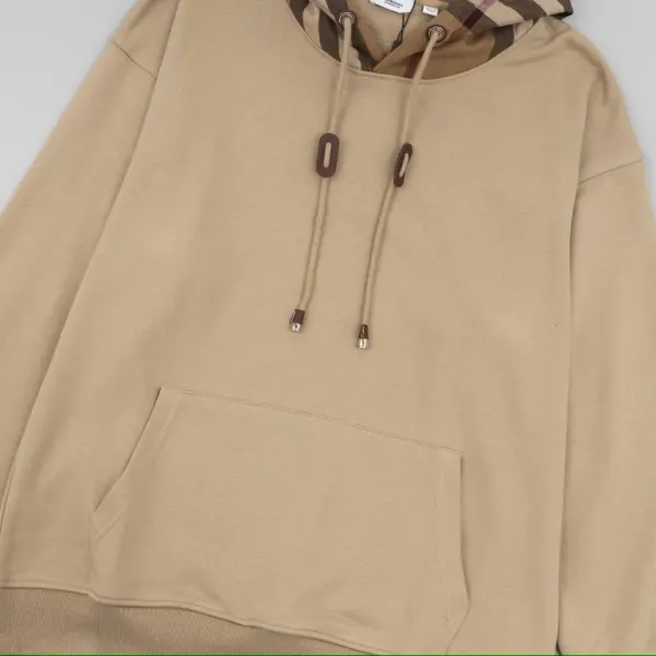 【BURBERRY  公式旗艦店】バーバリー パーカースウェットご好評に付き再入荷！241113