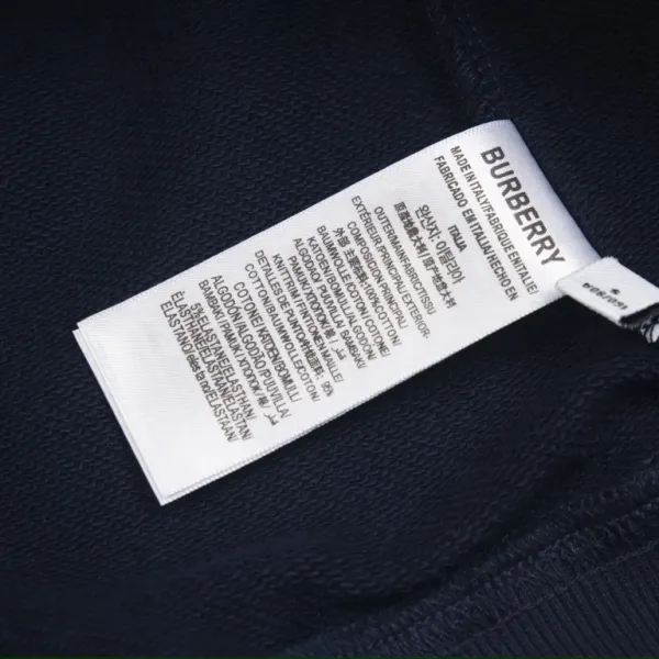 【BURBERRY 公式旗艦店】バーバリー 丸首の衛衣 スウェットご好評に付き再入荷 241025 【BURBERRY 公式旗艦店】バーバリー 丸首の衛衣 スウェットご好評に付き再入荷 241025