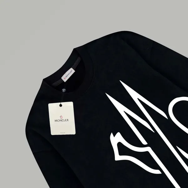 【MONCLER 公式旗艦店】モンクレール 丸首の衛衣 スウェットご好評に付き再入荷 241025 【MONCLER 公式旗艦店】モンクレール 丸首の衛衣 スウェットご好評に付き再入荷 241025