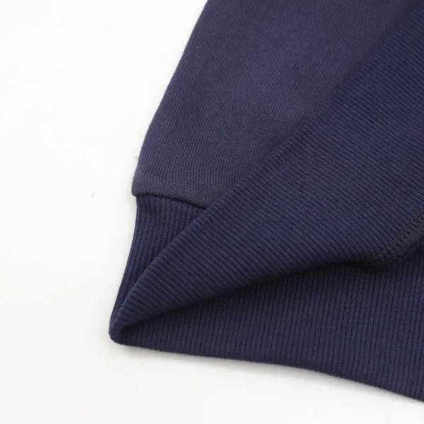 【CELINE 公式旗艦店】セリーヌ 丸首の衛衣 スウェット ご好評に付き再入荷!241121 【CELINE 公式旗艦店】セリーヌ 丸首の衛衣 スウェット ご好評に付き再入荷!241121
