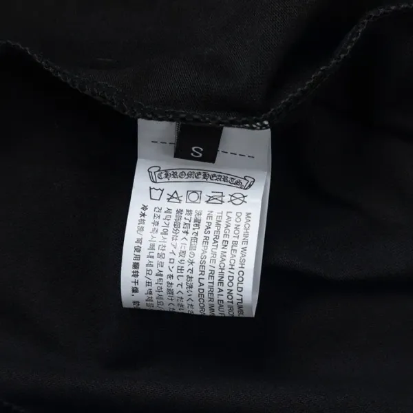 【CHROME HEARTS 公式旗艦店】クロムハーツ 丸首の衛衣 スウェットご好評に付き再入荷!241217 【CHROME HEARTS 公式旗艦店】クロムハーツ 丸首の衛衣 スウェットご好評に付き再入荷!241217