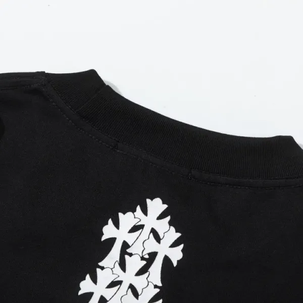 【CHROME HEARTS 公式旗艦店】クロムハーツ 丸首の衛衣 スウェットご好評に付き再入荷!241217 【CHROME HEARTS 公式旗艦店】クロムハーツ 丸首の衛衣 スウェットご好評に付き再入荷!241217