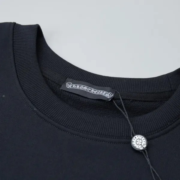 【CHROME HEARTS 公式旗艦店】クロムハーツ 丸首の衛衣 スウェット ご好評に付き再入荷240829 【CHROME HEARTS 公式旗艦店】クロムハーツ 丸首の衛衣 スウェット ご好評に付き再入荷240829