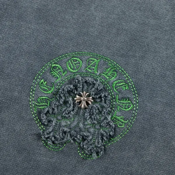【CHROME HEARTS 公式旗艦店】クロムハーツ 丸首の衛衣 スウェットご好評に付き再入荷 240809 【CHROME HEARTS 公式旗艦店】クロムハーツ 丸首の衛衣 スウェットご好評に付き再入荷 240809