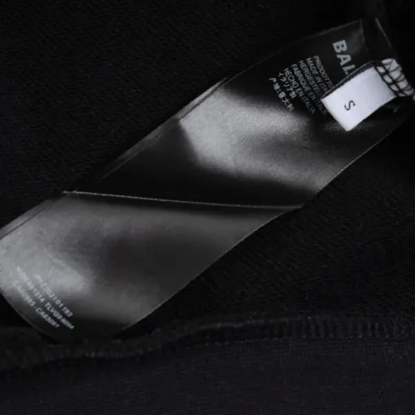 【BALENCIAGA 公式旗艦店】バレンシアガ パーカースウェット ご好評に付き再入荷!241211 【BALENCIAGA 公式旗艦店】バレンシアガ パーカースウェット ご好評に付き再入荷!241211