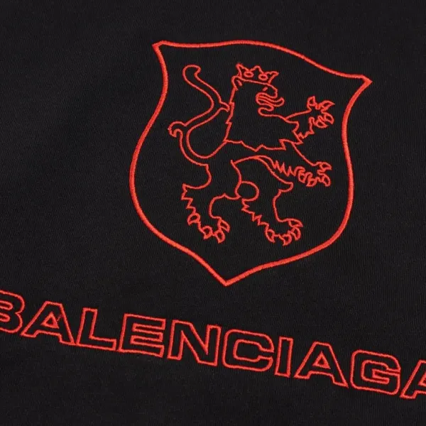 【BALENCIAGA 公式旗艦店】バレンシアガ パーカー スウェット ご好評に付き再入荷!241211 【BALENCIAGA 公式旗艦店】バレンシアガ パーカー スウェット ご好評に付き再入荷!241211