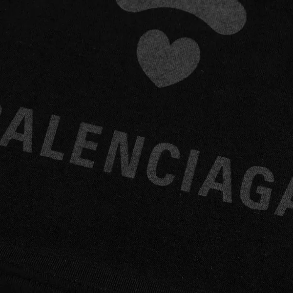 【BALENCIAGA 公式旗艦店】バレンシアガ パーカースウェット ご好評に付き再入荷!241127 【BALENCIAGA 公式旗艦店】バレンシアガ パーカースウェット ご好評に付き再入荷!241127
